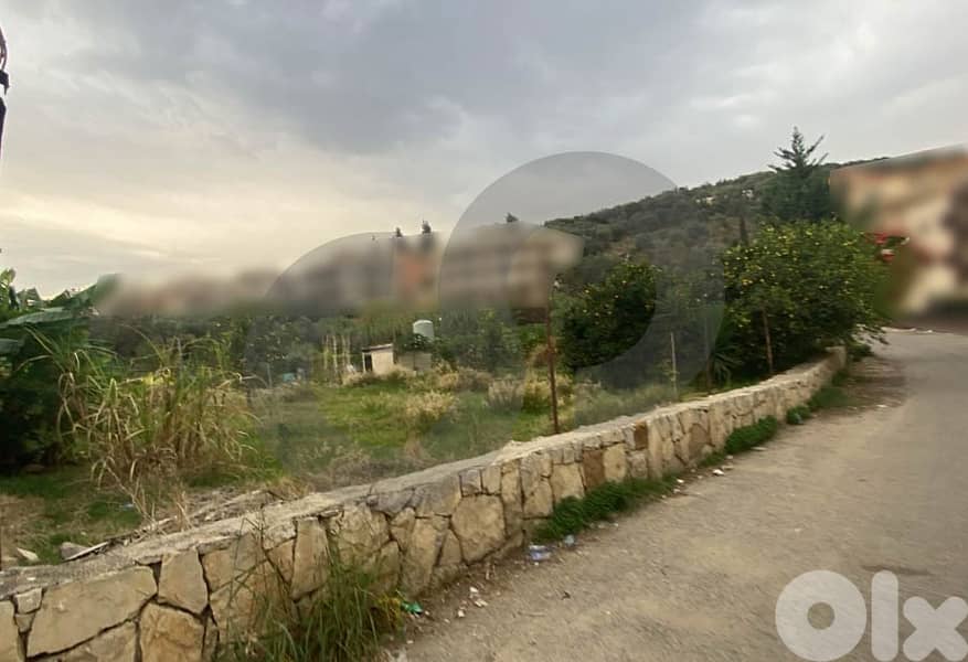 للبيع أرض في الزواريب – على الشارع العام REF#SM130013 1