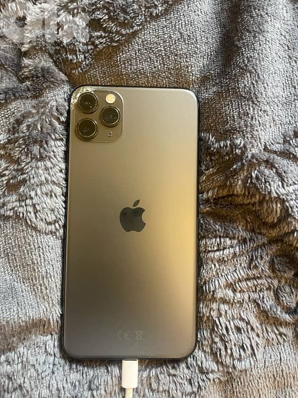 iphone 11 pro max 512 gb ktr ndif mano mafjouk 2