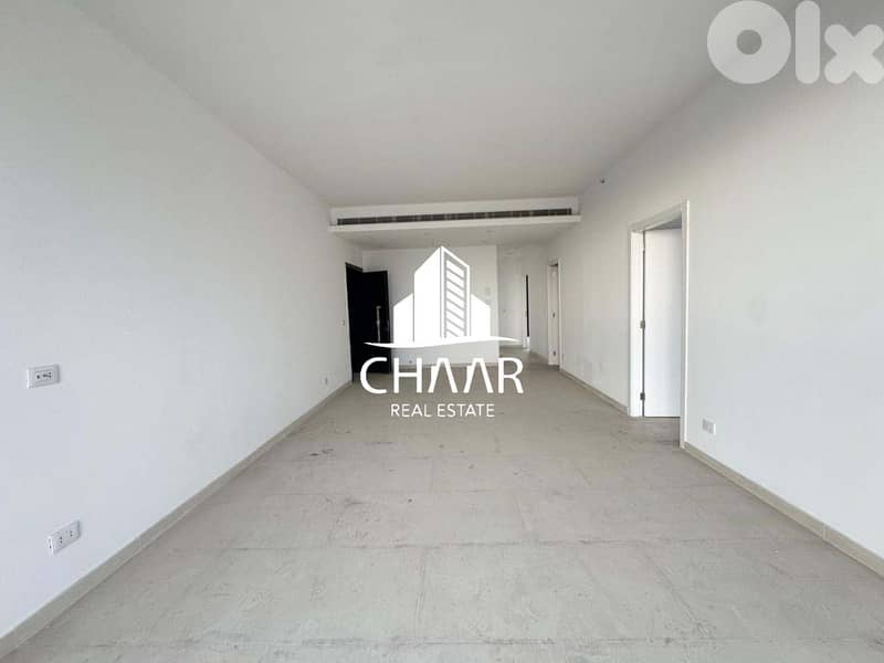 Apartment for Sale in Achrafieh - شقة للبيع في الاشرفية - #R2989 0