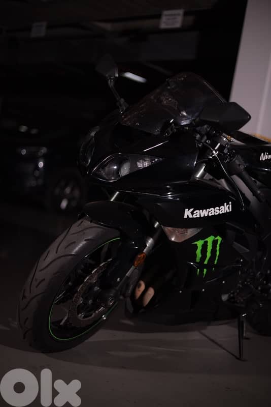 Kawasaki Zx6r 8