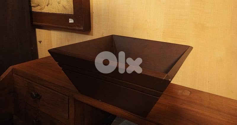 wooden tapered square pot 0