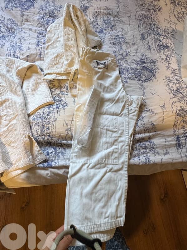 karate/judo kimono 0