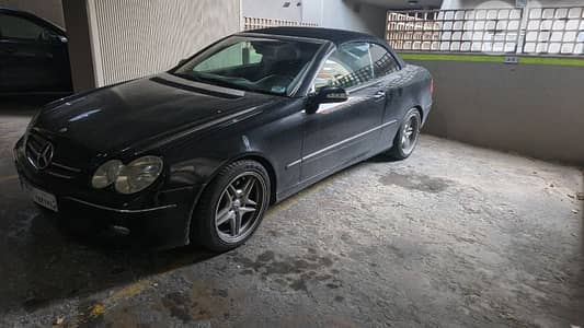 Mercedes-Benz CLK-Class 2005