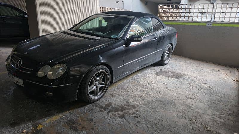 Mercedes-Benz CLK-Class 2005 0