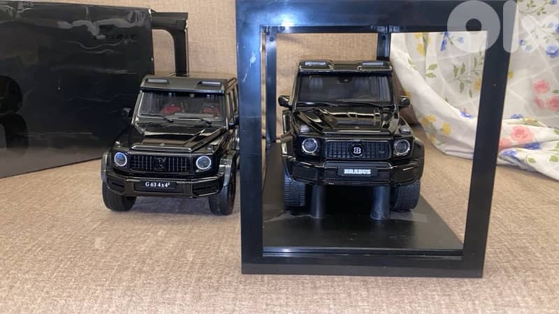 mercedes benz g klass scale 1/18 diecast model car 0