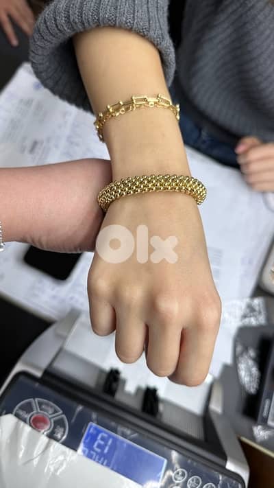 gold 18k bracelet