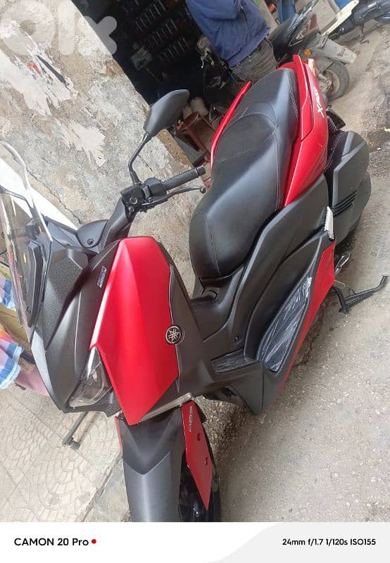 yamaha xmax 300 cc 3
