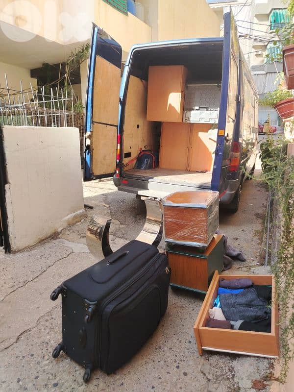 نقليات لكل لبنان بأقل كلفة ممكنة ابتداء من ٢٠ دولار 19
