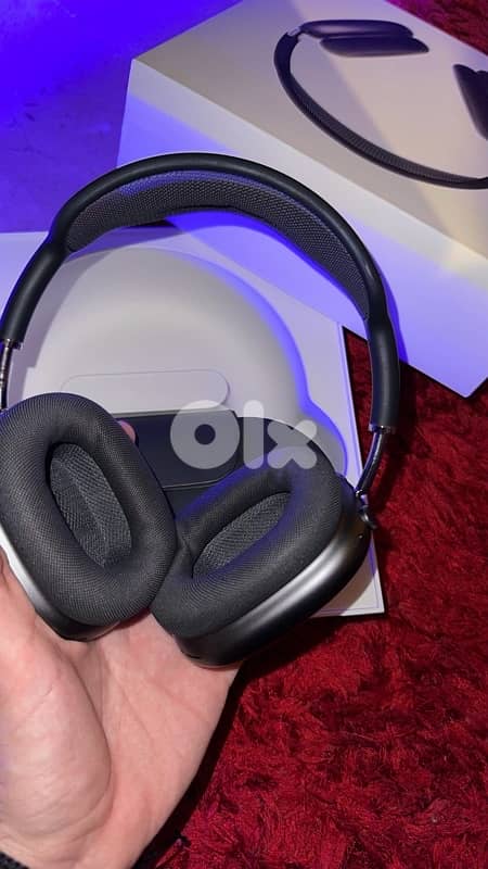 AIRPODS MAX FOR SALE 10