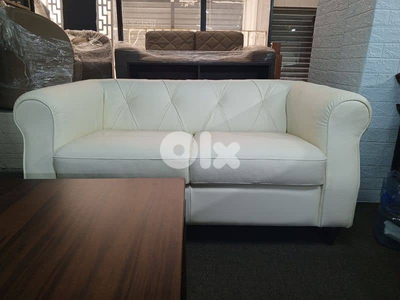 Spanish leather living room 5