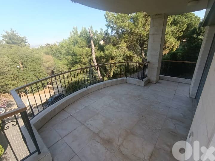Apartment with Roof for Sale in Broumana 0