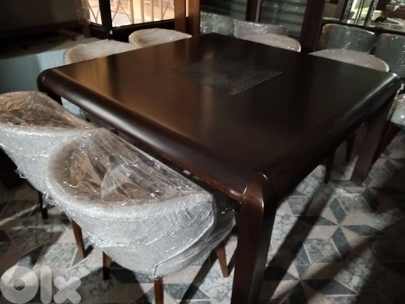 Square dining table 1