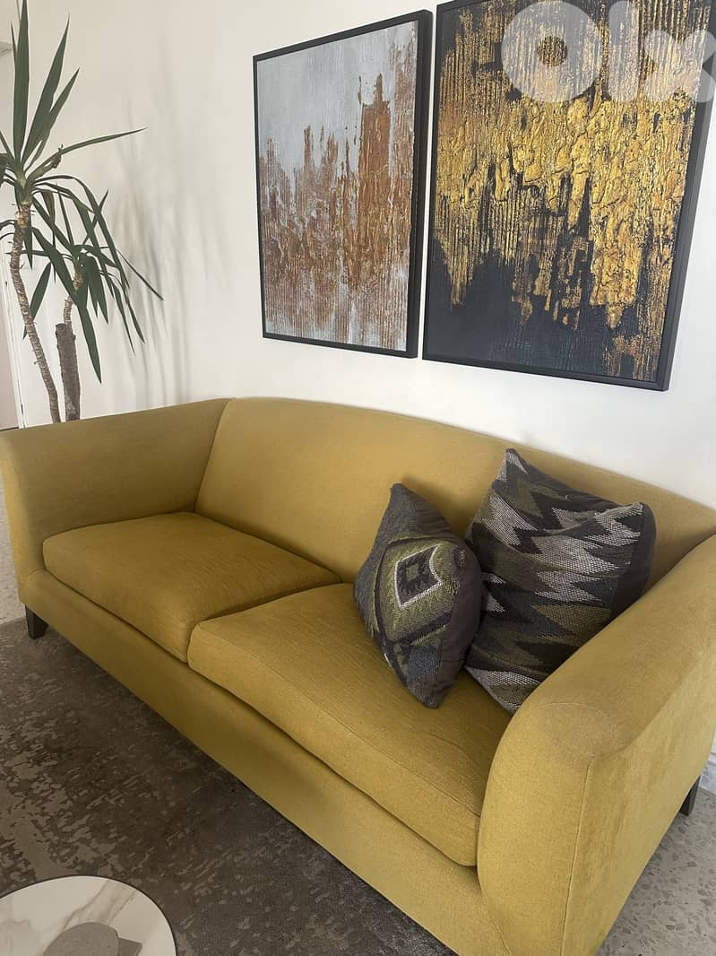 Crate & Barrel 2 Meter Sofa – Excellent Condition 1