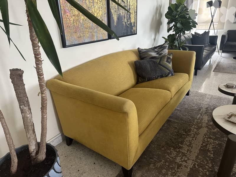 Crate & Barrel 2 Meter Sofa – Excellent Condition 2
