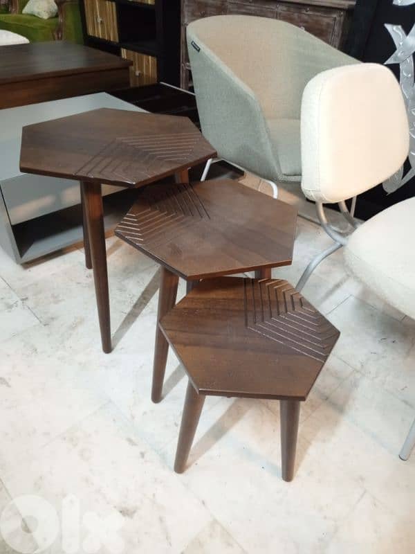 Nest of 3 mdf tables 1