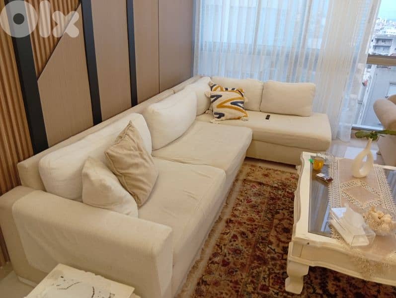 sofa 5 corner places with table 2