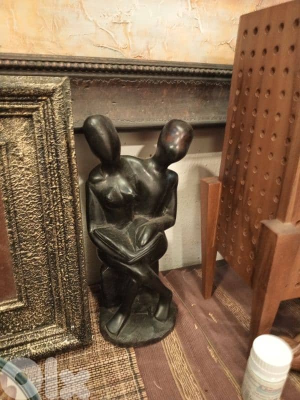 Hand carved wood sculpture 0