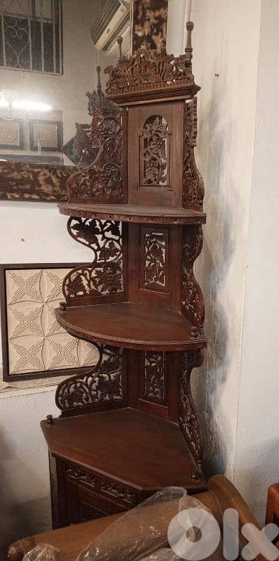 Teak wood hand carved corner 0