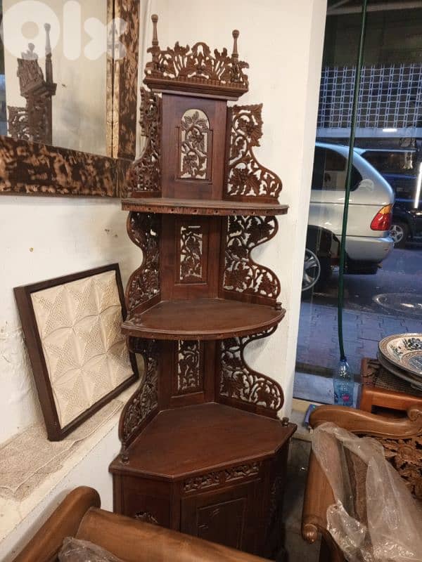 Teak wood hand carved corner 3