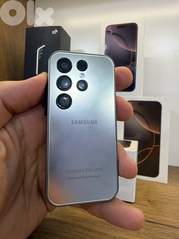 Mini phone iphone 17 pro max S25 ultra 3