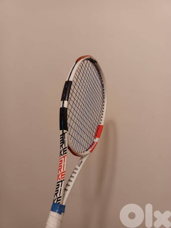 Babolat pro tennis racket. 0