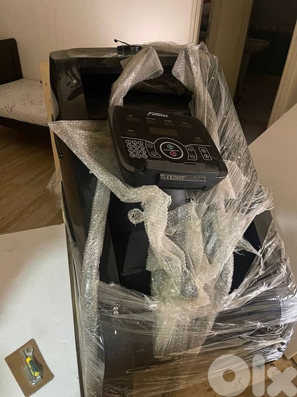 Premium Electric Fitness Ladder Climber – Commercial Grade 3