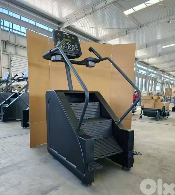 Premium Electric Fitness Ladder Climber – Commercial Grade 4