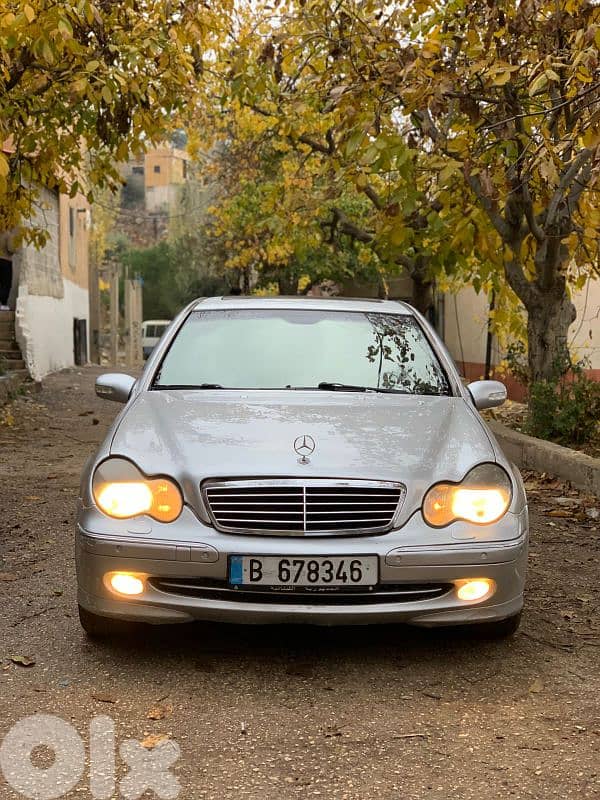 مرسيدس بنز 240/260/280 2001 0