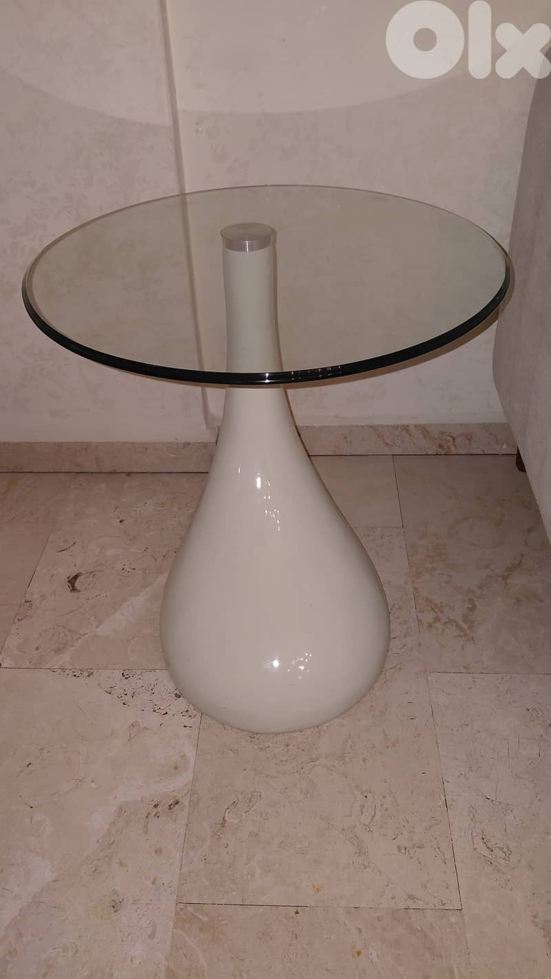 Center table and side table 1