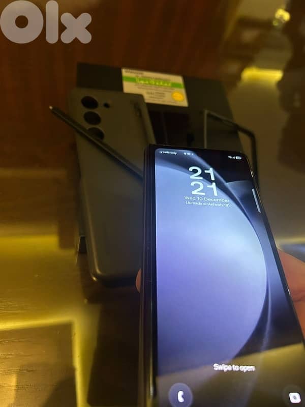 z fold 5 256 gb (2 sim) 1