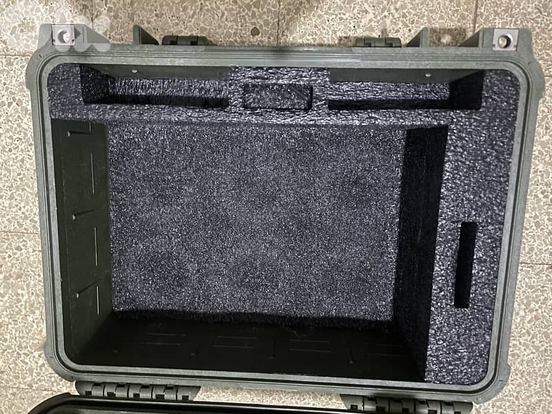 pelican protector case 3