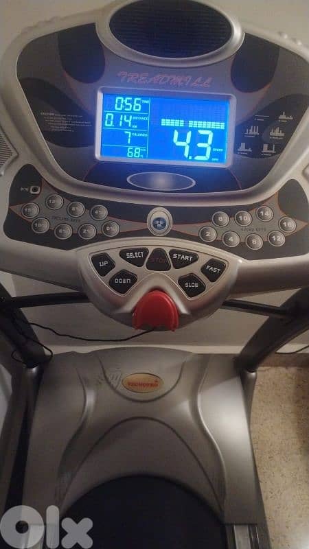 Treadmill Tecnopro 5202FI, like new, rarely used, fully equipped 1