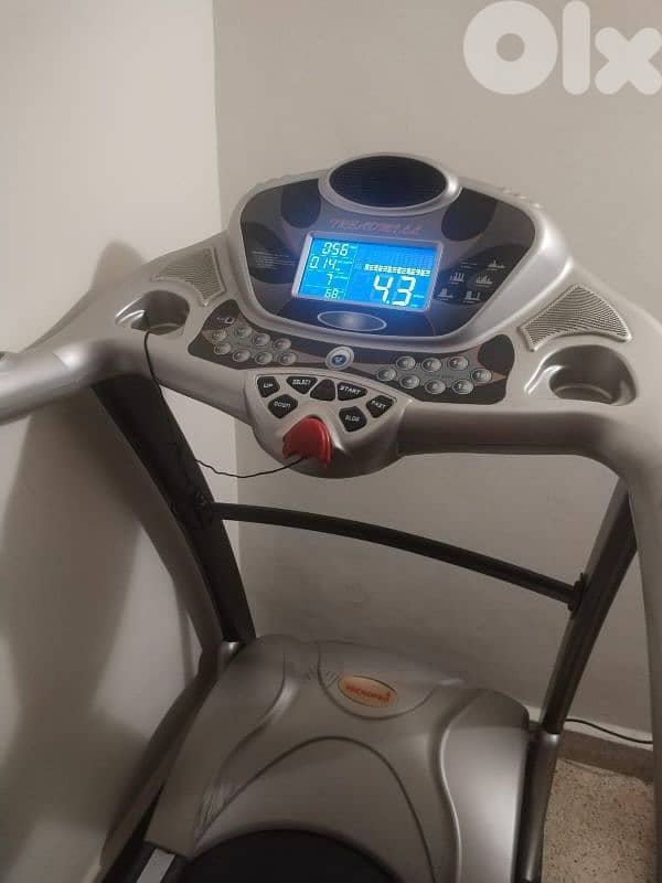 Treadmill Tecnopro 5202FI, like new, rarely used, fully equipped 0