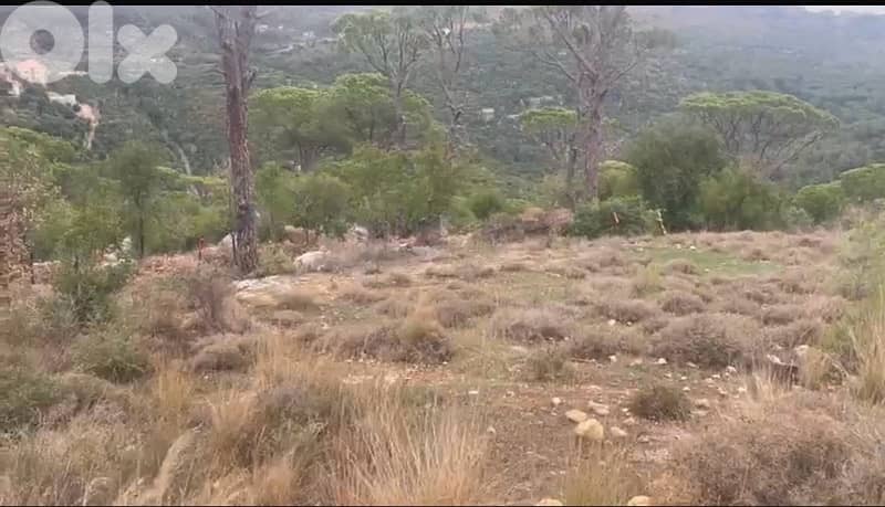 1400m land zone 10/20 two floor building Arsoun vs Saleema Upper Metn 1