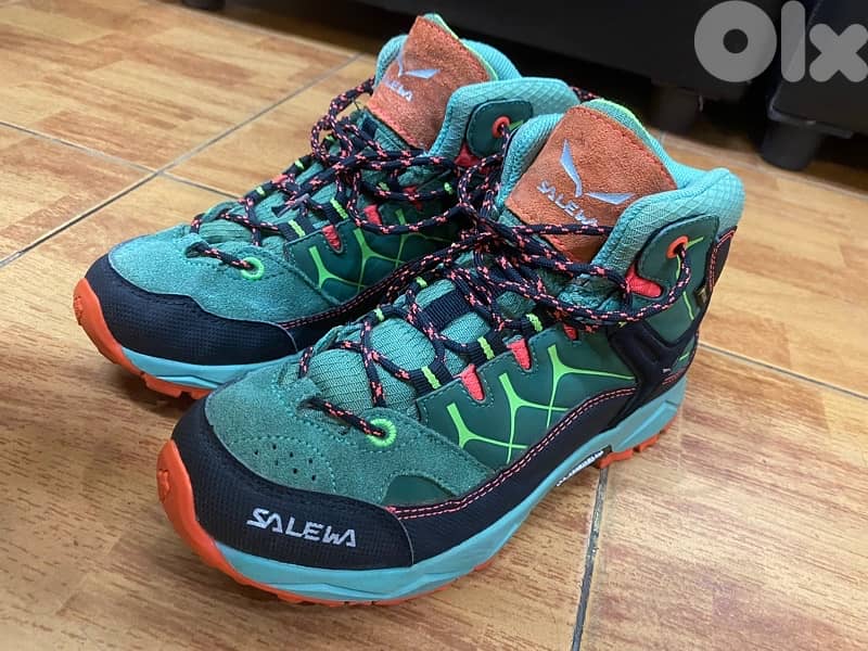 Salewa hiking running shoes 4
