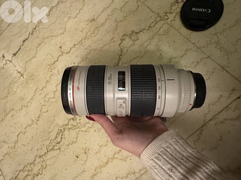 Canon lens 70-200mm f/2.8 IS1 0