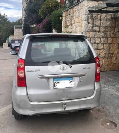 تويوتا افانزا 2009