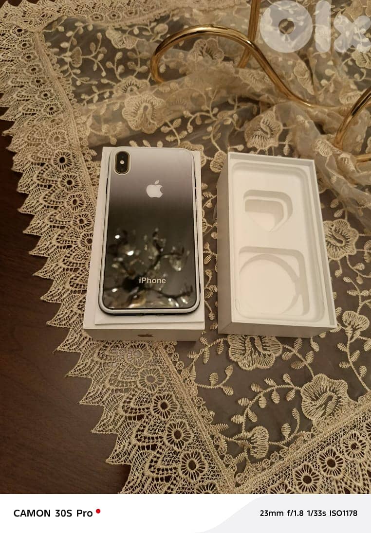 Iphone. Xsmax 64GB 8