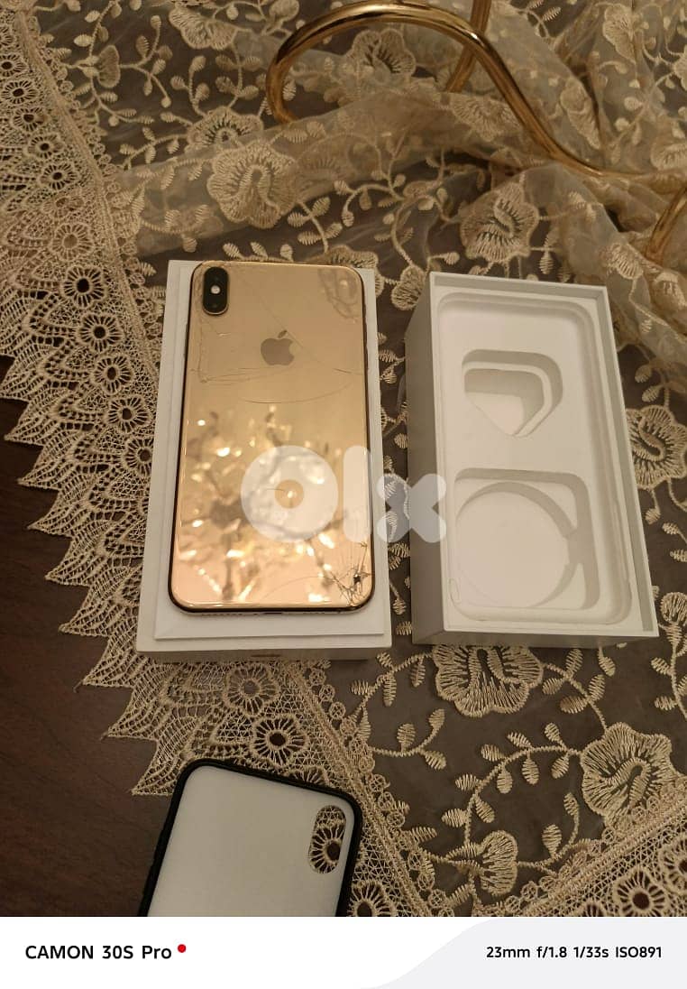 Iphone. Xsmax 64GB 10