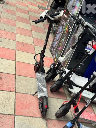 electric scooter with suspension 400w crony one year warranty