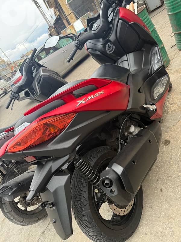 yamaha xmax 300 cc 3