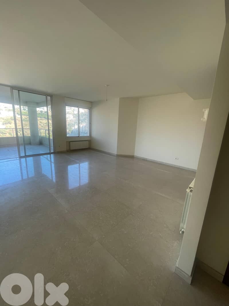 Apartment for Sale in Hazmieh. 0
