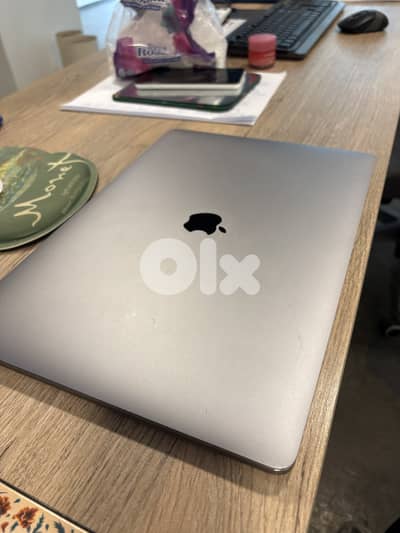 Apple macbook pro with touchpad 2017