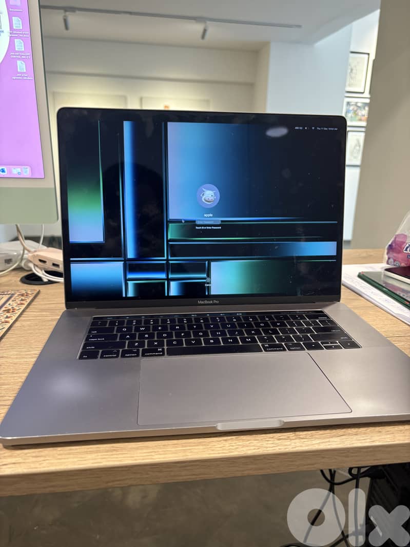 Apple macbook pro with touchpad 2017 1