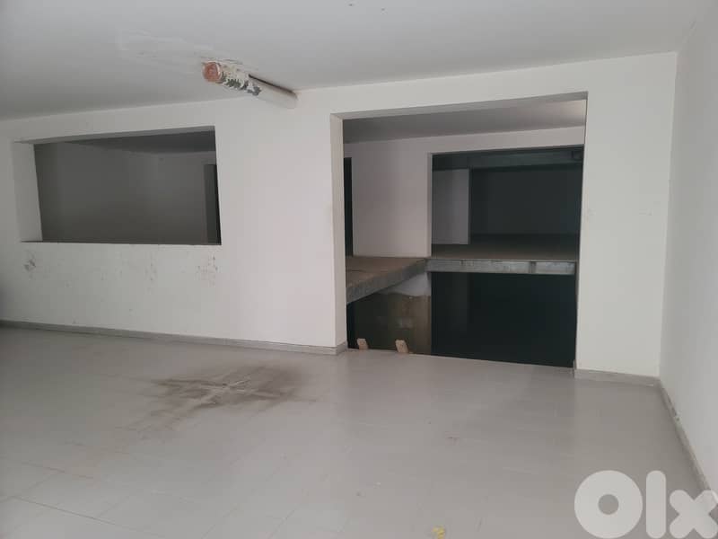 Warehouse / Shop for Rent in Dekwaneh مستودع / محل للإيجار في الدكوانة 0
