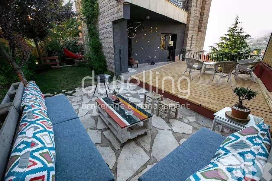 Charming Chalet Overlooking Faraya Cross 10