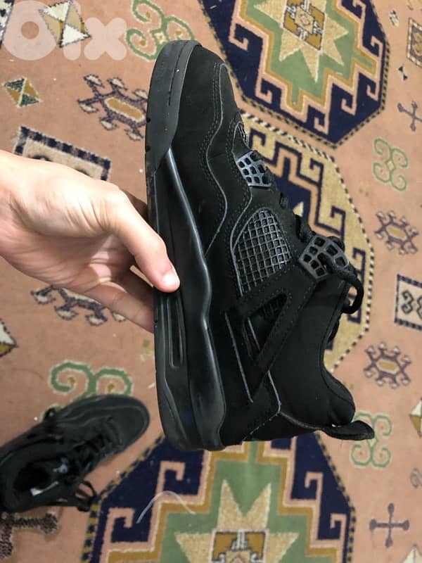 jordan black like new 2