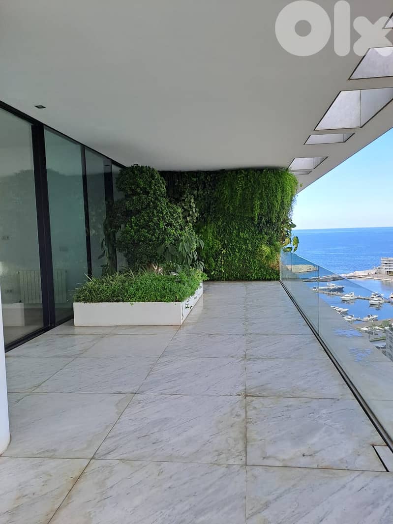 Apartment for sale in Downtown/Terrace/High end bldg/common pool & gym 0