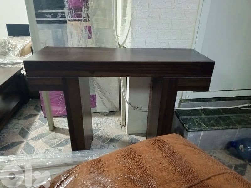 MDF console with mirror 4