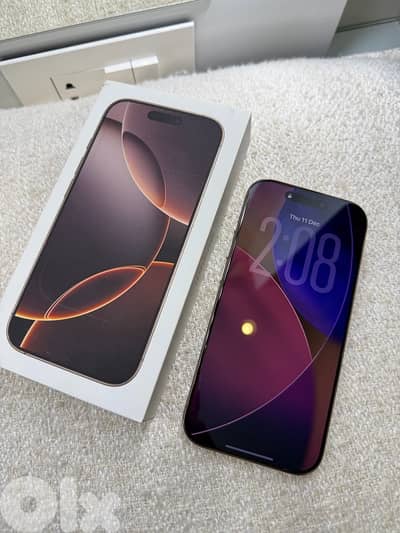 Iphone 16 pro 256gb + original box+charger+2cover